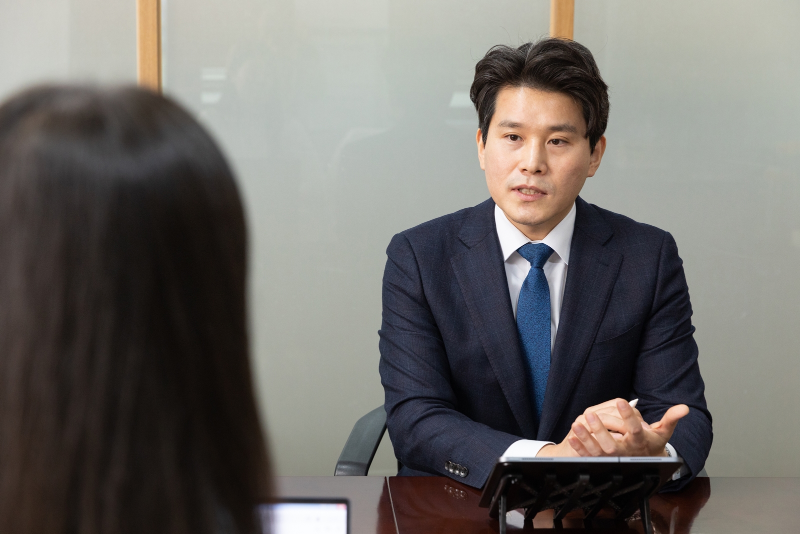 김희성 변호사님