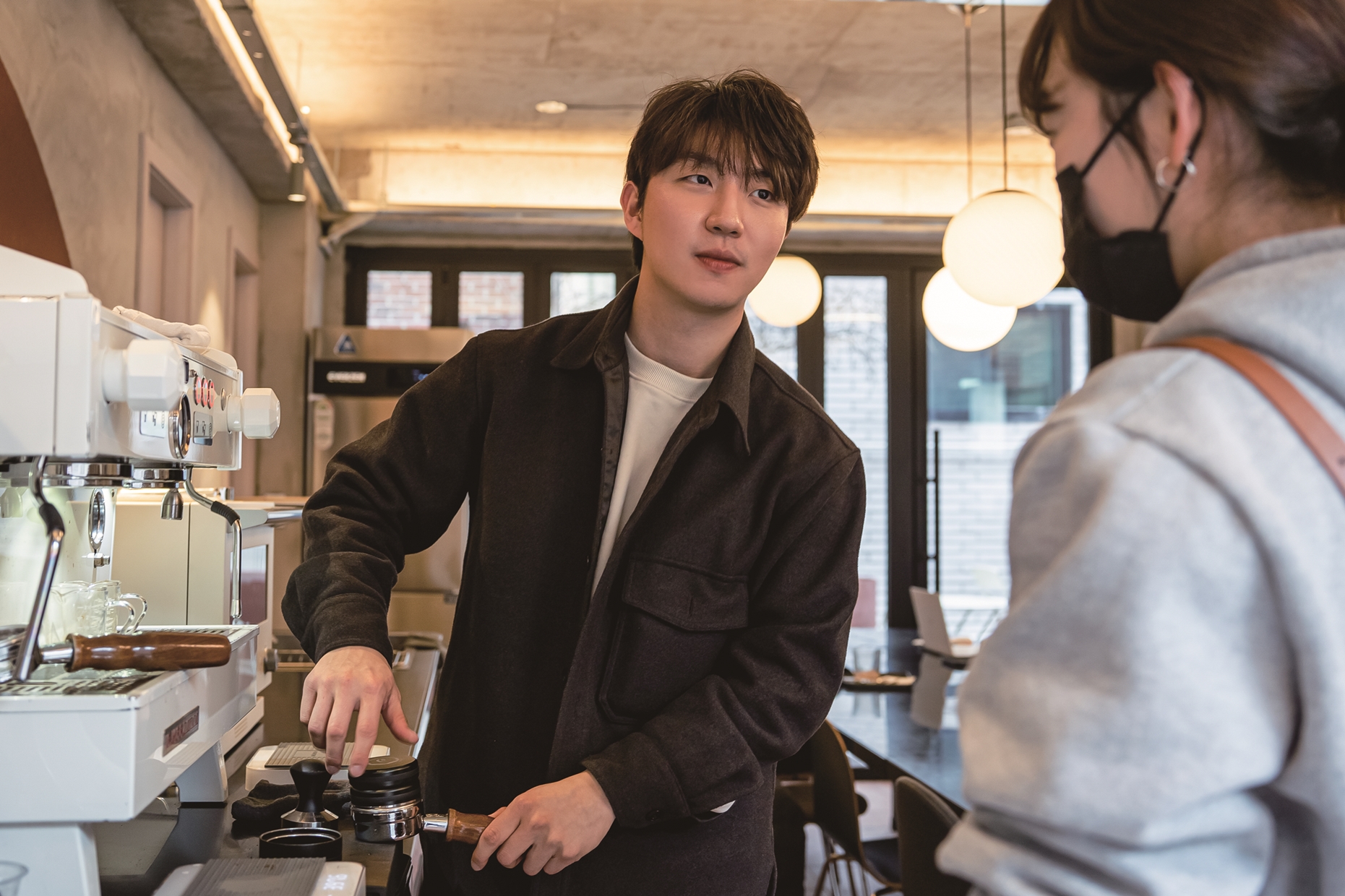 인터뷰