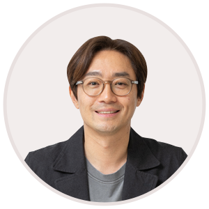 방건혁 대표님 사진