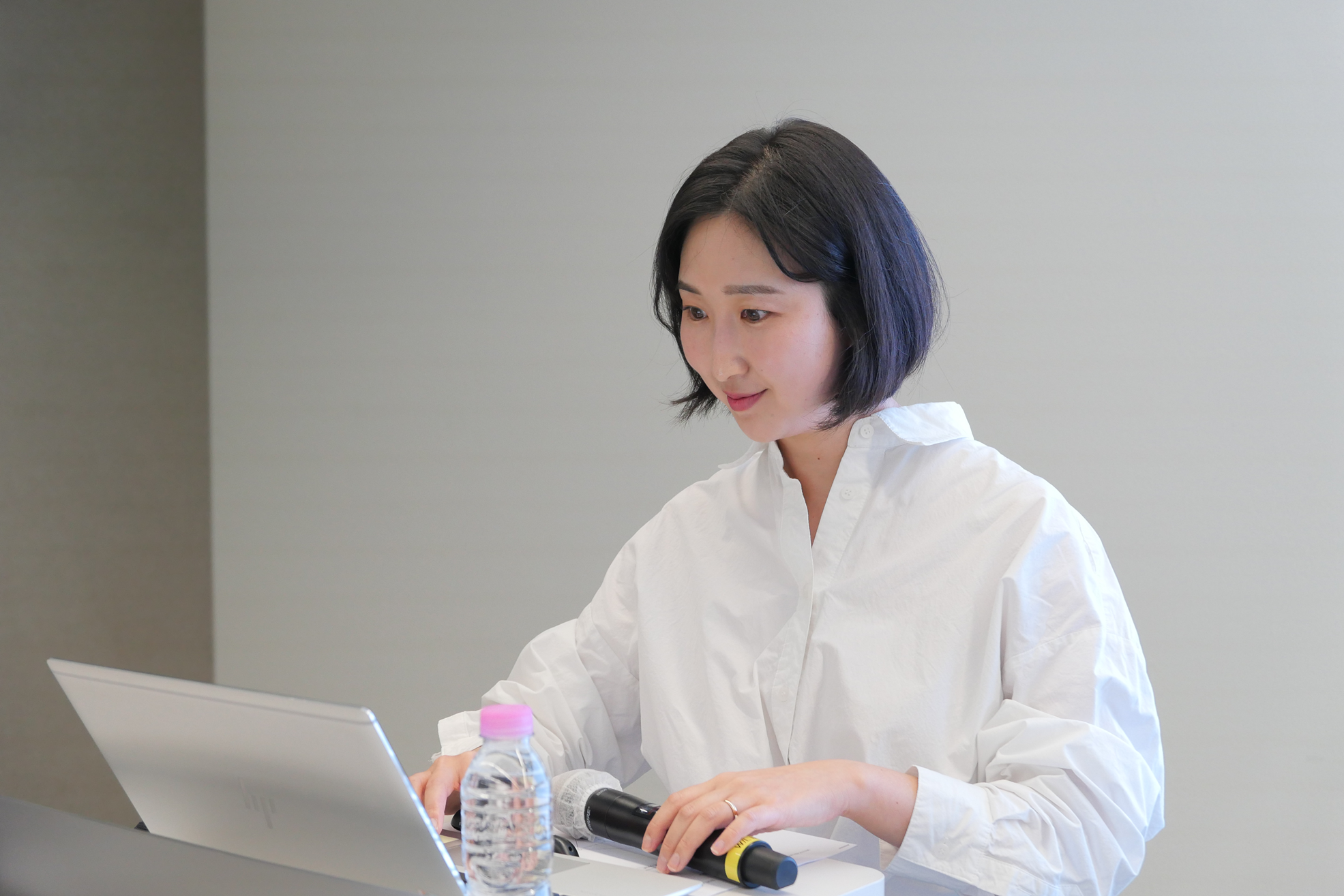 정지하 작가님