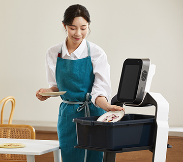 서빙 로봇 사진
