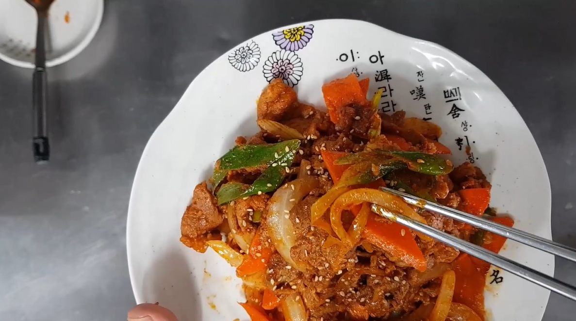 제육볶음 완성본