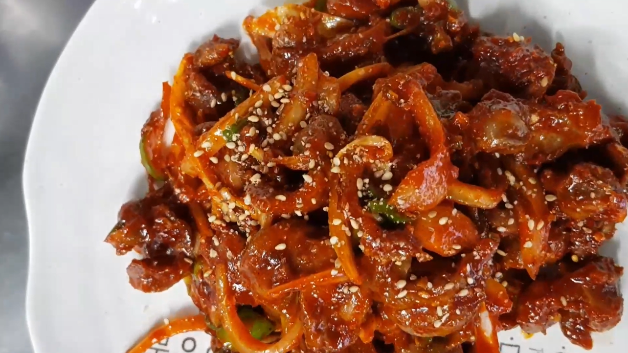 닭똥집볶음 완성본